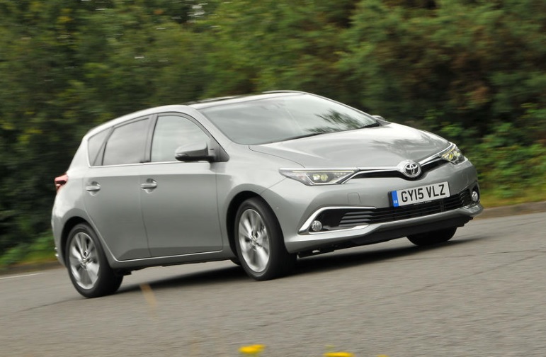 Toyota Auris 1 33